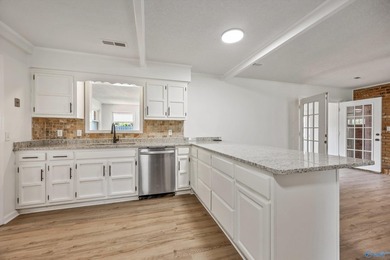 Enjoy golf course living with NO HOA, WORKSHOP and POOL! - photo 12
