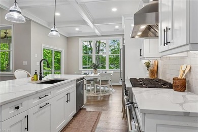 KINGSMILL WATERFRONT - Stunning new construction on a large - photo 12