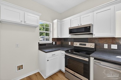 UPDATED 3 bedroom/2 bath home with nearly 1,350 square feet, and - photo 13