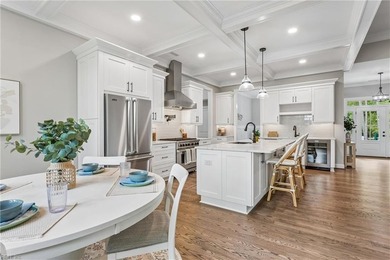 KINGSMILL WATERFRONT - Stunning new construction on a large - photo 16