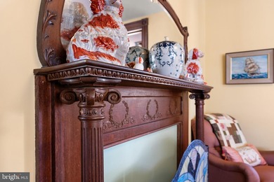 Rare piece of history, Dr. John Hopkins House, Old world - photo 17