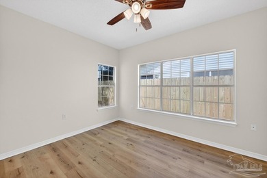 UPDATED 3 bedroom/2 bath home with nearly 1,350 square feet, and - photo 21