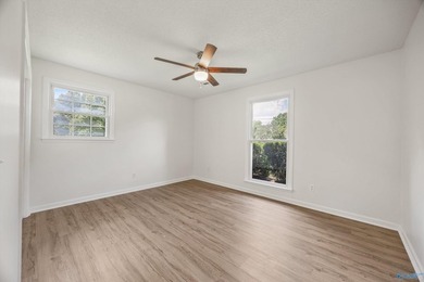 Enjoy golf course living with NO HOA, WORKSHOP and POOL! - photo 22