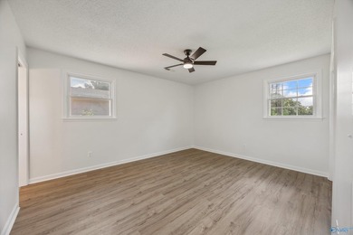 Enjoy golf course living with NO HOA, WORKSHOP and POOL! - photo 23