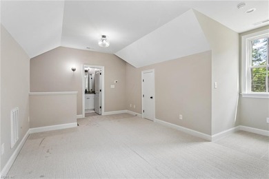 KINGSMILL WATERFRONT - Stunning new construction on a large - photo 26