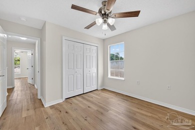 UPDATED 3 bedroom/2 bath home with nearly 1,350 square feet, and - photo 37