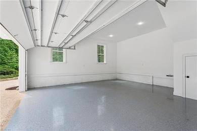 KINGSMILL WATERFRONT - Stunning new construction on a large - photo 42