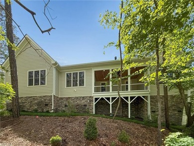 KINGSMILL WATERFRONT - Stunning new construction on a large - photo 45