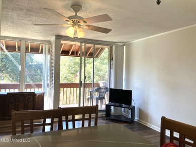 Twin Lakes Condo For Sale in Diamondhead Mississippi