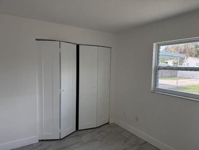 Newly renovated home in desirable neighborhood on the north side - photo 8