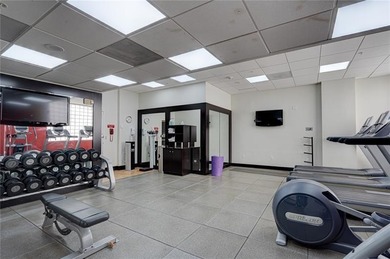 Great condo hotel unit in the heart of Fort Lauderdale. Located - photo 10