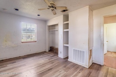 This 1930s Biloxi home has the kind of character you just don't - photo 11