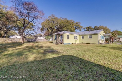 This 1930s Biloxi home has the kind of character you just don't - photo 15