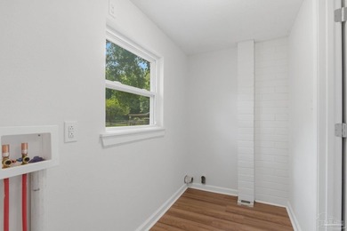 Move-in ready, beautifully renovated, and affordably priced - photo 18