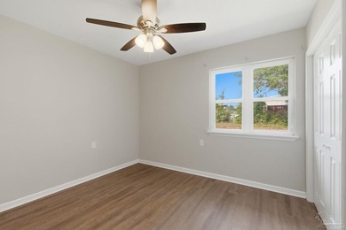 Move-in ready, beautifully renovated, and affordably priced - photo 21