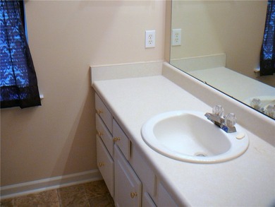 Wonderful 4 Bedroom home on 1.62 Acres. Dock in-place - photo 23