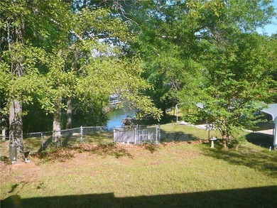 Wonderful 4 Bedroom home on 1.62 Acres. Dock in-place - photo 25