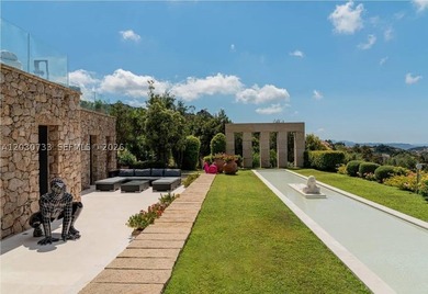 VILLA - Costa Smeralda - Sardinia, Italy Perched above the - photo 2