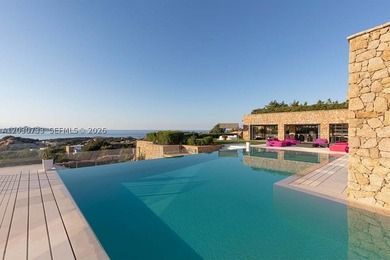 VILLA - Costa Smeralda - Sardinia, Italy Perched above the - photo 10