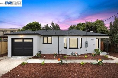 Almost everything is brand new: new roof & gutters, new energy - photo 1