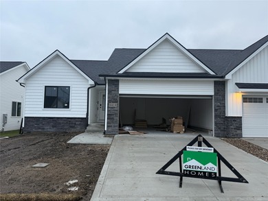 Saylorville Lake Townhome/Townhouse For Sale in Ankeny Iowa