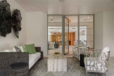 Conveniently situated near the Winter Park Country Club, this - photo 7