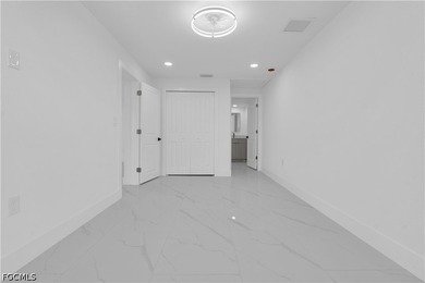 Fully Renovated 4BR Home on Rare DOUBLE LOT. Move-in ready and - photo 4