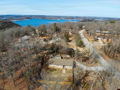 Lake Home For Sale in Mountain Home, Arkansas