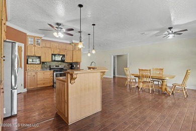 Welcome to this impressive single-family residence built in 2007 - photo 15