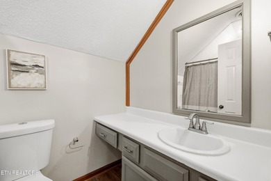 UT parents...your search is over! Nestled on a private wooded - photo 19