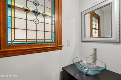 UT parents...your search is over! Nestled on a private wooded - photo 29