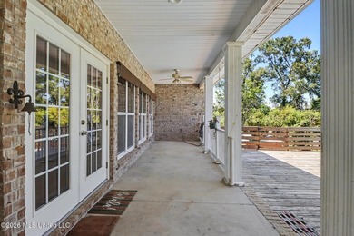 Welcome to this impressive single-family residence built in 2007 - photo 40