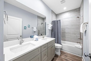 New Hot tube. Welcome to 25 Central 8th St, a charming - photo 12