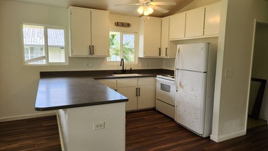 Great opportunity for a first-time buyer looking to build equity - photo 5