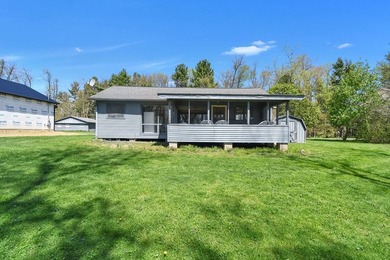 Here is your rare opportunity to own a lake cottage! This - photo 25