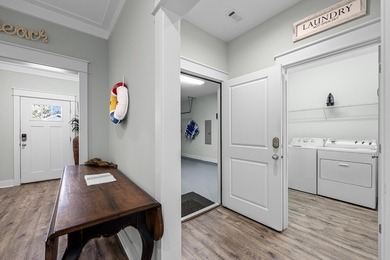 New Hot tube. Welcome to 25 Central 8th St, a charming - photo 29