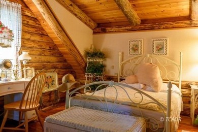 Welcome to your dream home-a stunning log cabin blending classic - photo 32