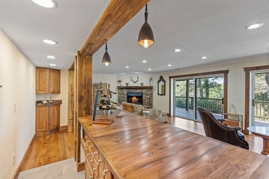 Located on a 1.27 acre view lot only minutes to downtown - photo 56