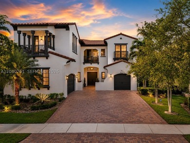 Live where every morning starts with views of the golf course - photo 1