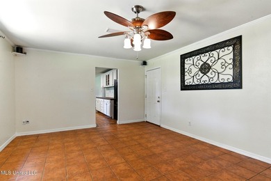 Rare do you find a waterfront home like this on 1.3 acres with - photo 11