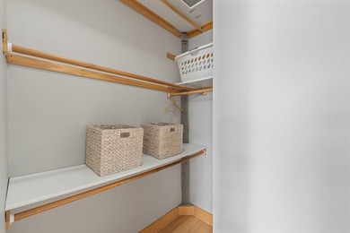 Move-in ready 918 Loft with two parking spaces: one garage, one - photo 12
