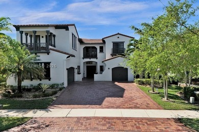 Live where every morning starts with views of the golf course - photo 3