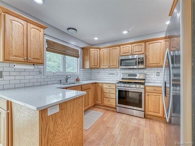 Enjoy stunning lake views without the lakefront price! This - photo 15