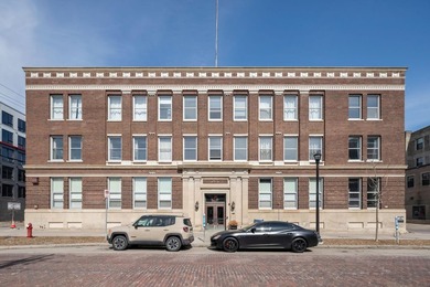 Move-in ready 918 Loft with two parking spaces: one garage, one - photo 23