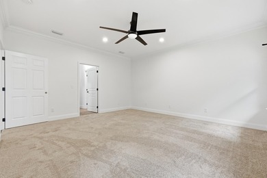 Beautifully maintained 4-bedroom, 3-bath brick home tucked away - photo 24