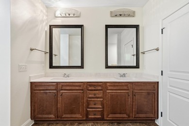 Beautifully maintained 4-bedroom, 3-bath brick home tucked away - photo 27