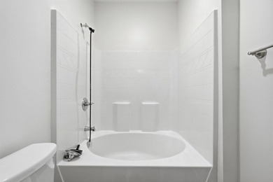 Beautifully maintained 4-bedroom, 3-bath brick home tucked away - photo 43