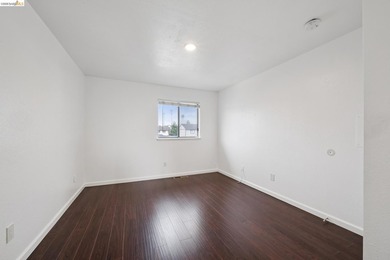 Clean and inviting townhome located in the desirable Westpark - photo 10
