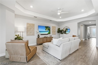 2022 NEWER CONSTUCTION POOL HOME WITH PREMIUM LAKEFRONT LOT - photo 4