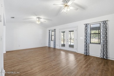 Welcome to this custom built and well loved brick pool home on a - photo 4